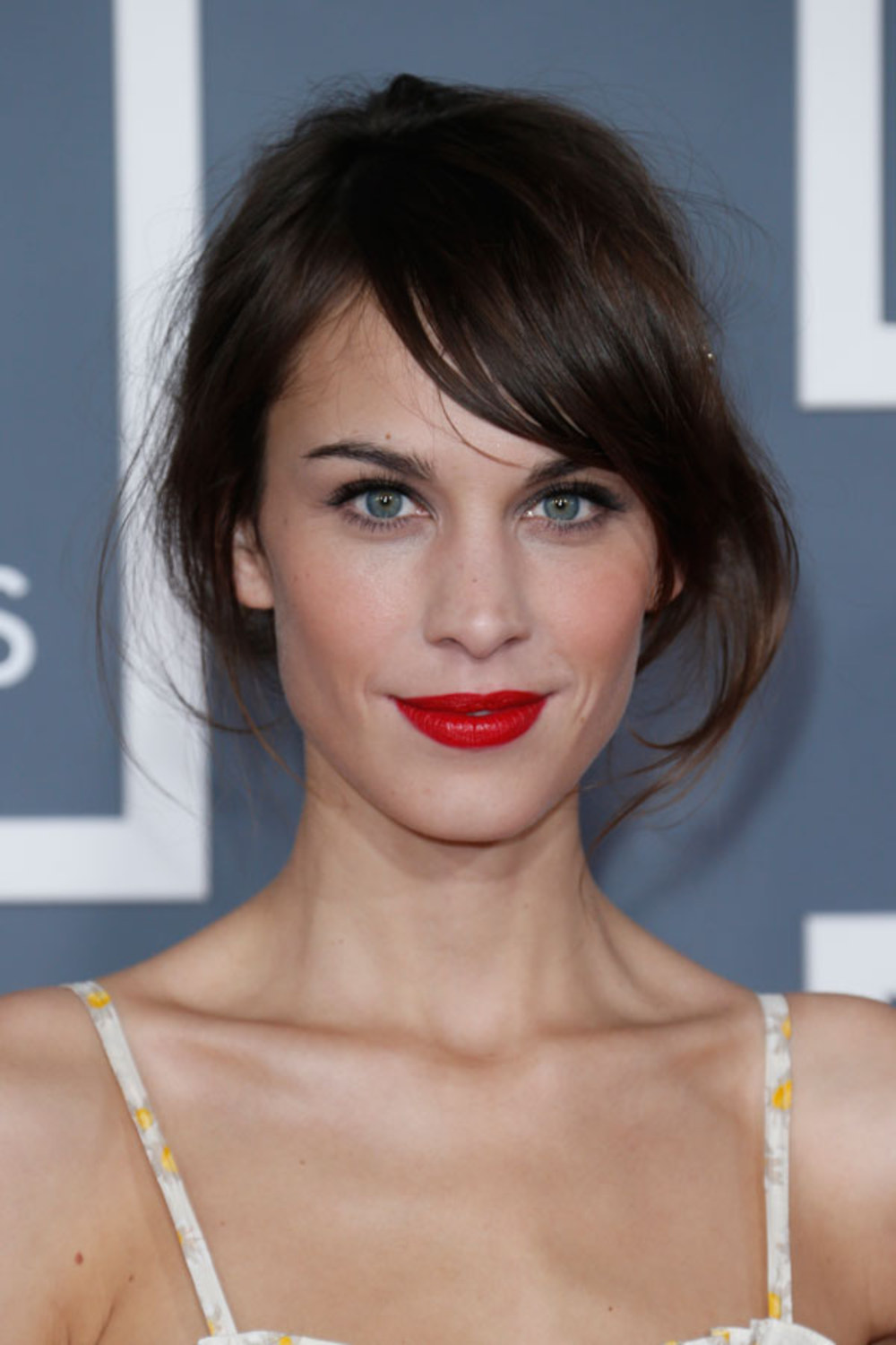Alexa Chung to Feature In London Fashion Week