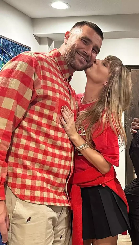 Taylor-Swift-and-Travis-Kelce