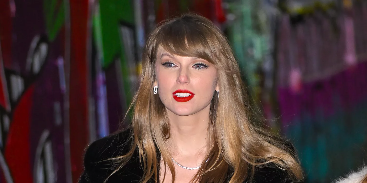 Taylor Swift’s Impressive Baking Wows Travis Kelce and Teammates: A Sweet Surprise!